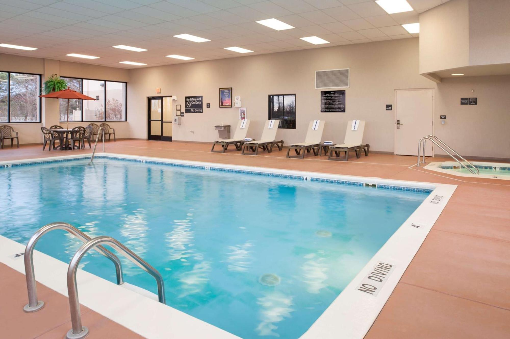 Hampton Inn Muskegon Muskegon Heights Eksteriør bilde