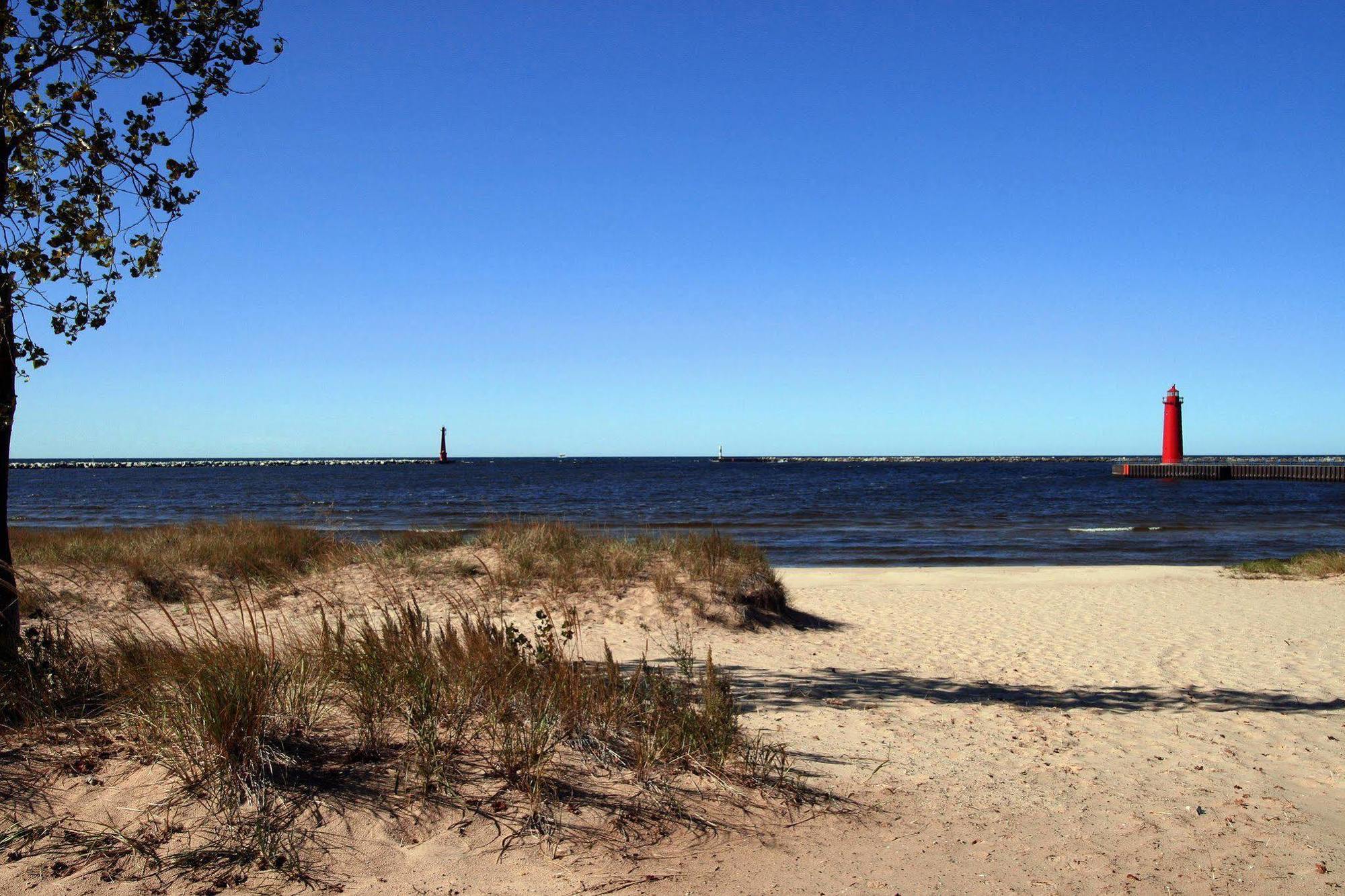 Hampton Inn Muskegon Muskegon Heights Eksteriør bilde